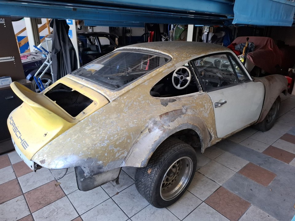 Porsche 911 L — Scocca e vano posteriore privo di motore