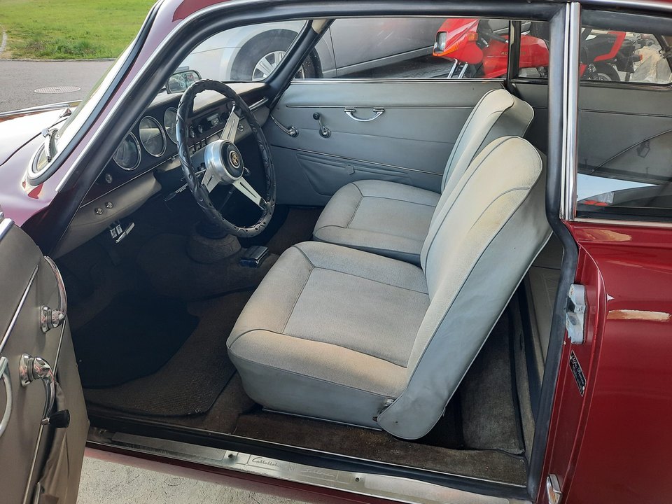 Alfa Romeo Sprint 1600 Bertone — Sedili anteriori e abitacolo