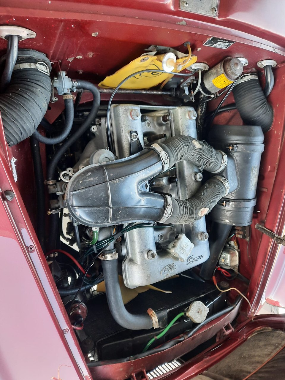 Alfa Romeo Sprint 1600 Bertone — Vano motore